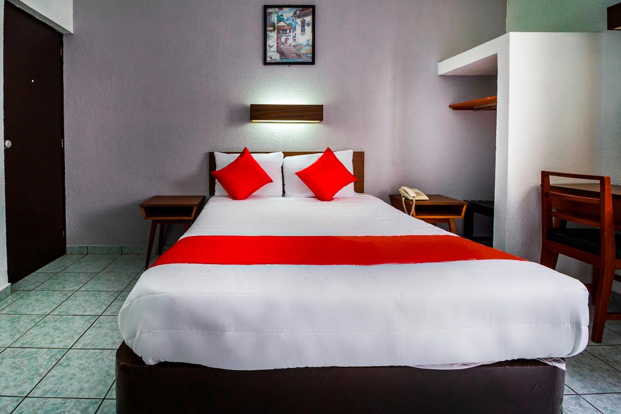 Hotel Canada, Гвадалахара Екстер'єр фото