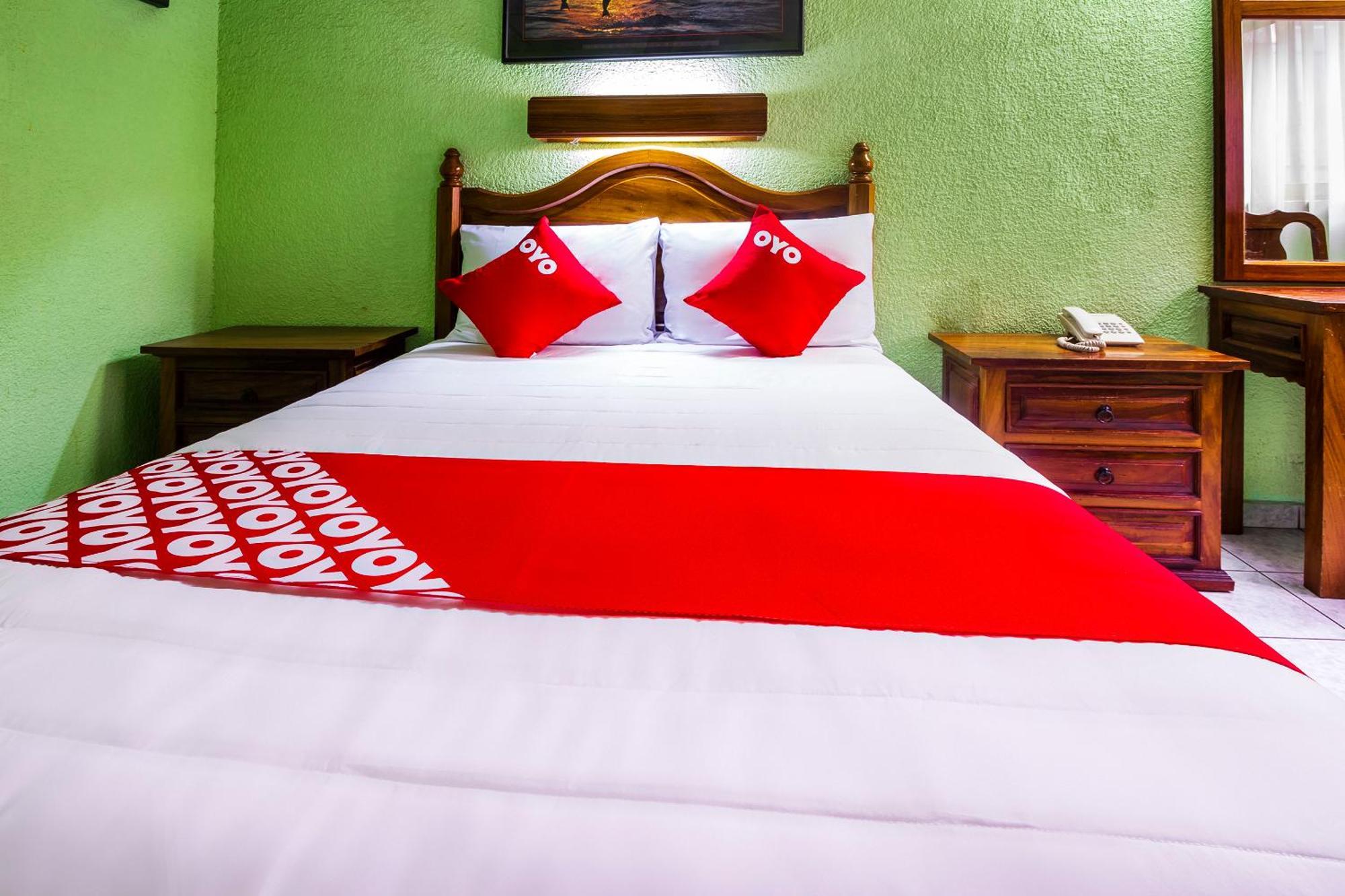 Hotel Canada, Гвадалахара Екстер'єр фото